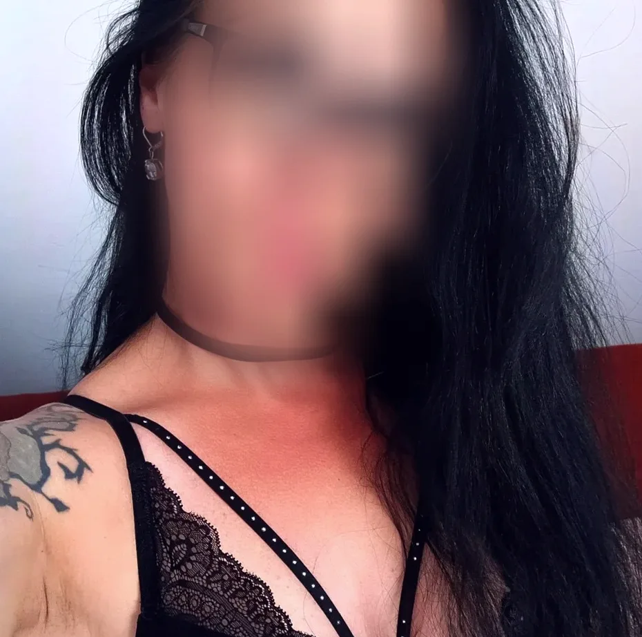 Carina, 36