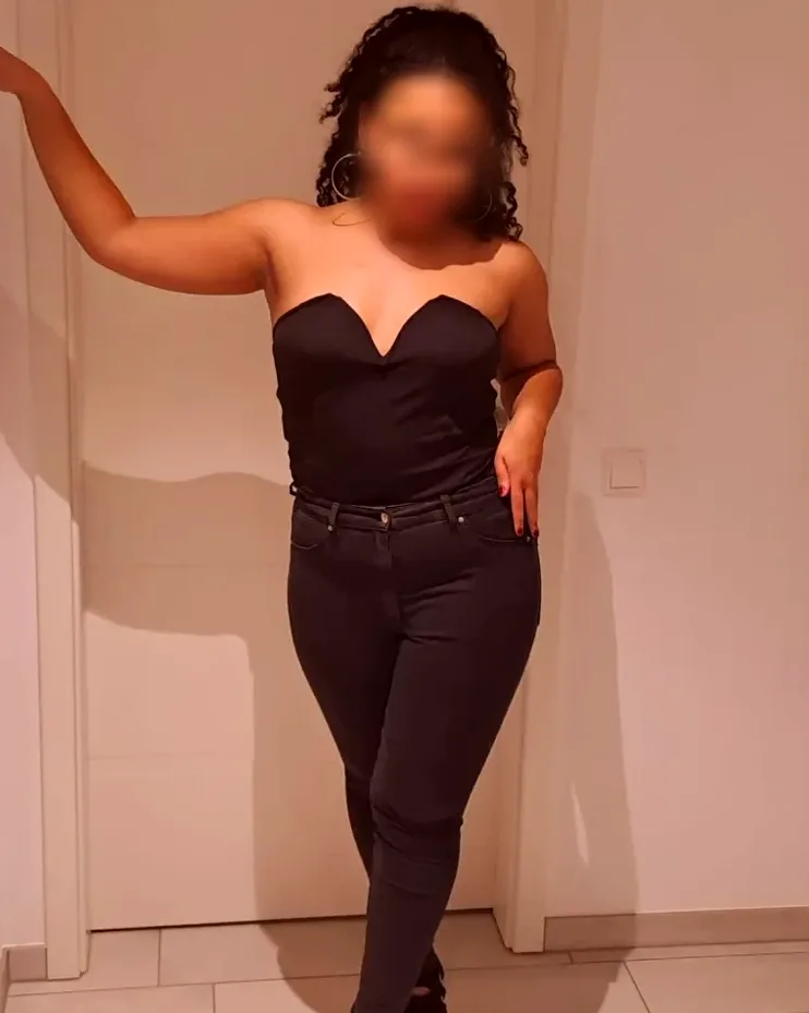 Jette, 27