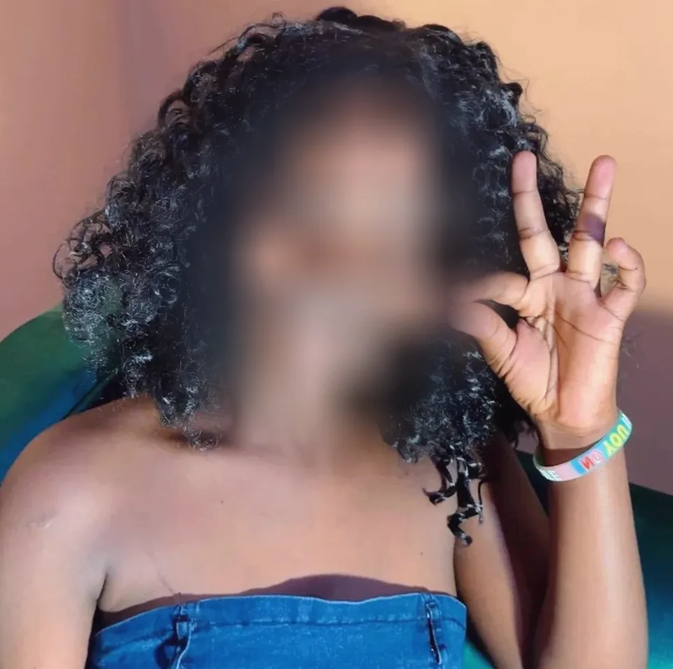 Katrin, 23