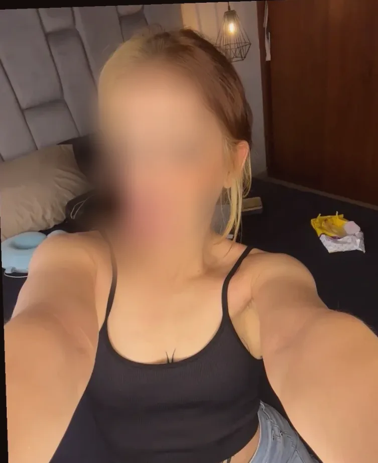 Maren, 24
