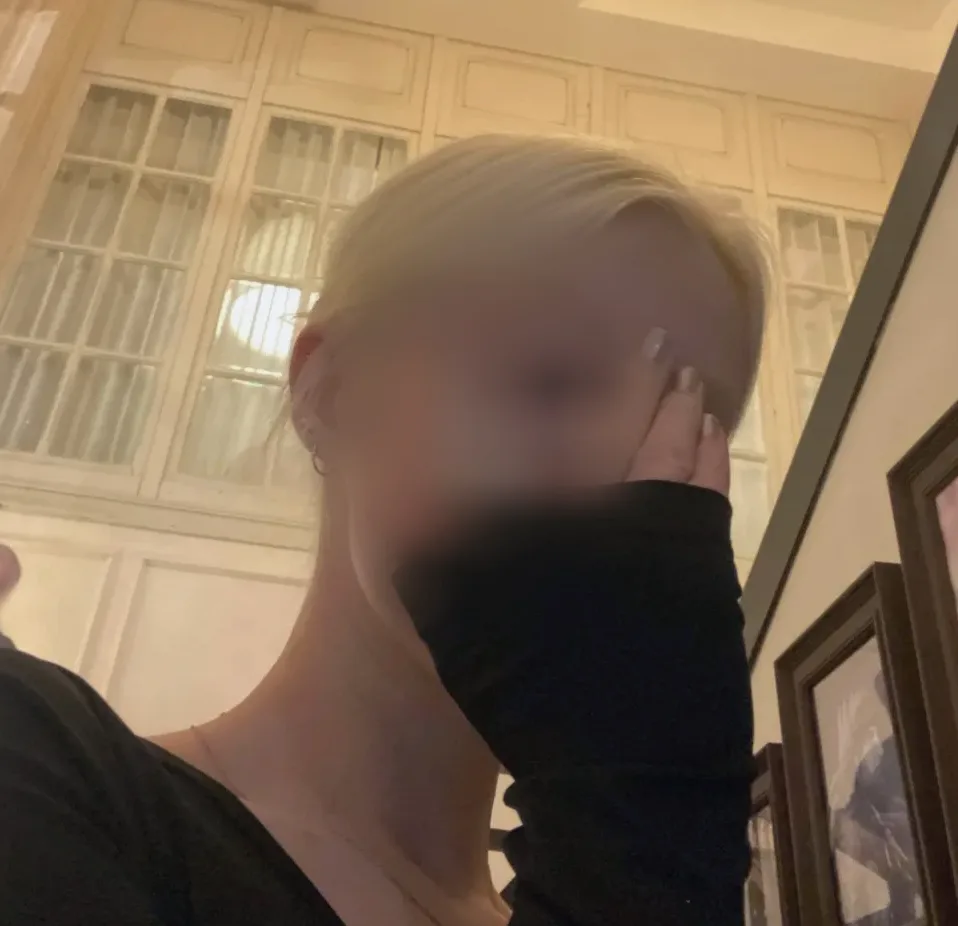 Marie, 24